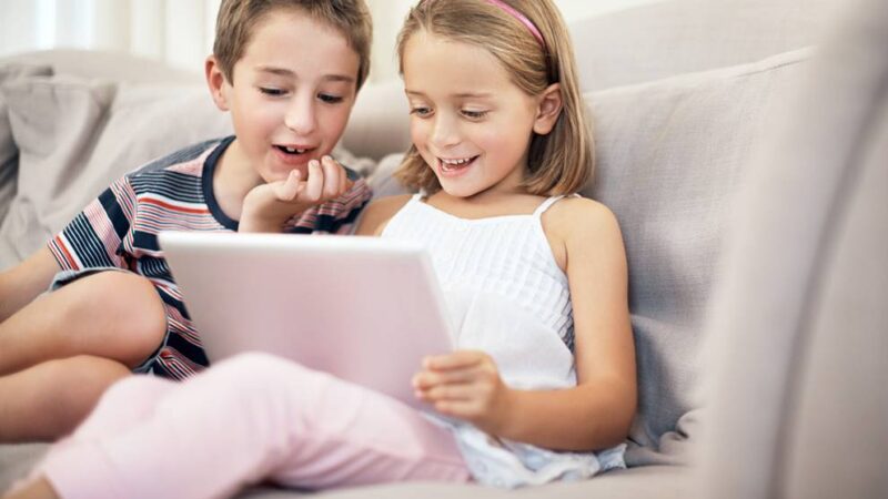 El balance entre la tecnología y los juegos tradicionales